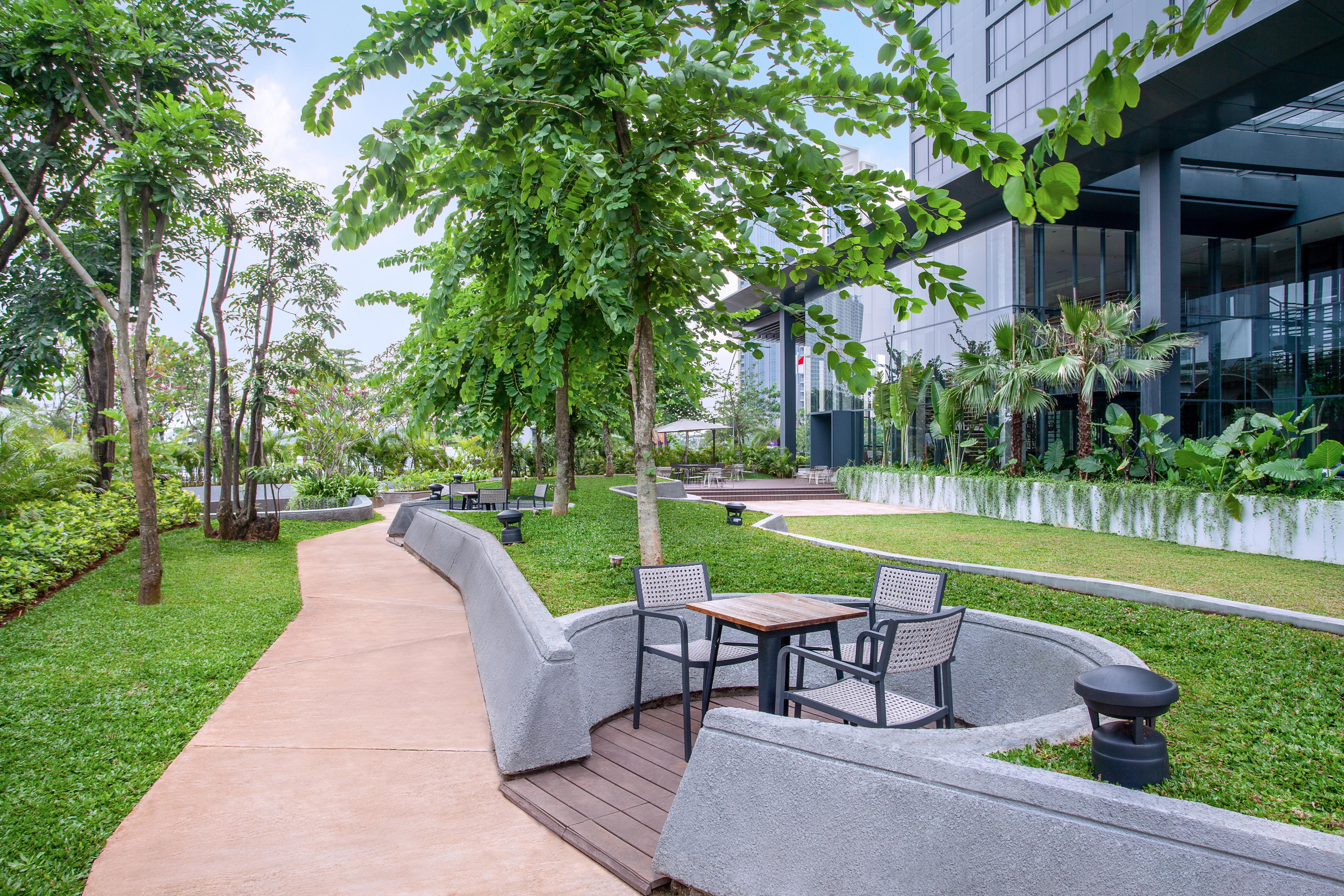 Mercure Tangerang Bsd City Exterior foto